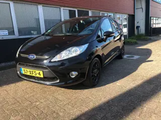 Ford Fiesta 1.25 Titanium X - Pack | 5 Deurs | Bluetooth | Climate Controle | Cruise Controle | Radi