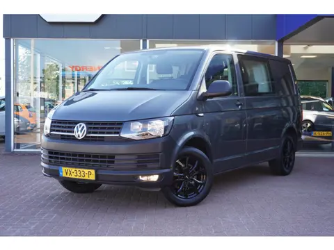 Volkswagen Transporter 2.0 TDI L1H1 Highline Dubbel Cabine | Handgeschakeld | Airco | LM velgen | In