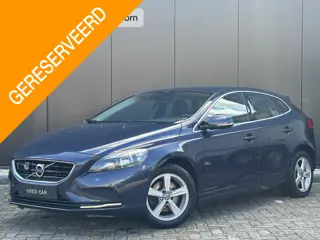 Volvo V40 1.6 T4 Momentum driver support/ intro line/ parkeer camera/ trekhaak