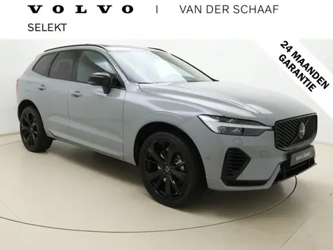 Volvo XC60 T6 350pk Ultra Black Edition / Luchtvering / Contourstoelen / Panorama dak / HUD / 360 gr