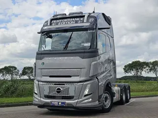 VOLVO FH 500 aero 6x2 boogie