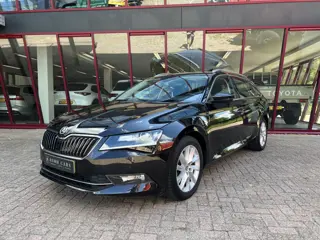 Škoda Superb Combi 1.5 TSI ACT Business Edition | NL Auto | Cruise | Navi | Stoelverw. |