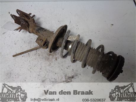 Chevrolet Spark 1.0 16V 2010-2015 Veerpoot links voor