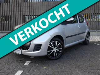 Peugeot 107 1.0-12V/AUTOMAAT/AIRCO/5drs/oh beurt en nwe APK!/LAGE km-stand met NAP!/boekjes, RDW tel