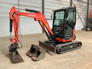 Kubota U 27-4 (bj 2015)