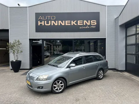 Toyota Avensis Wagon 1.8 VVTi Luna Cruise control | Airco | Trekhaak | Electrische ramen