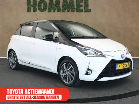 Toyota Yaris 1.5 Hybrid Premium - ORIGINEEL NEDERLANDSE AUTO - PANORAMADAK - PARKEERSENSOREN VOOR EN