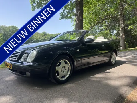 Mercedes-Benz CLK-Klasse Cabrio 320 Elegance / Leder / Automaat / Origineel Ned.
