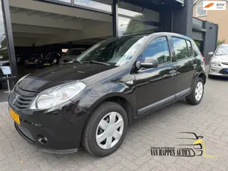 Dacia Sandero 1.2 Aniversare / 58775 km / APK 7-2027