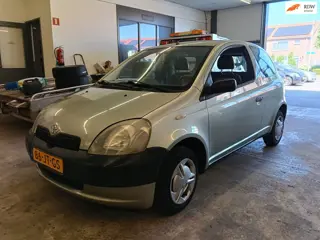 Toyota Yaris 1.0-16V VVT-i Eco met Nieuwe Apk