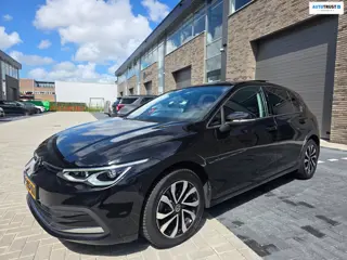 Volkswagen Golf 1.5 eTSI Active Automaat/ Panoramadak