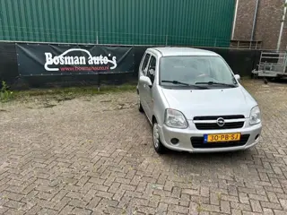 Opel Agila 1.2-16V Enjoy