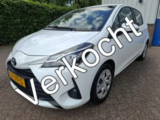 Toyota Yaris 1.5 VVT-i Aspiration CLIMAT/CRUISE/TREKHAAK AUTOMAAT 111PK
