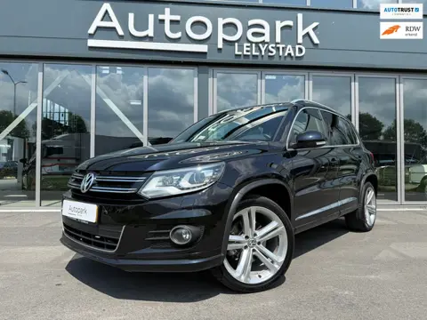 Volkswagen TIGUAN 4MOTION USA R-Line TSI