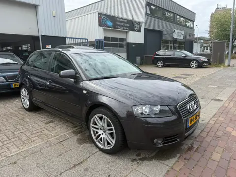 Audi A3 Sportback 1.8 TFSI Ambition MOTOR LOOPT NIET GOED