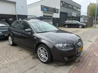 Audi A3 Sportback 1.8 TFSI Ambition MOTOR LOOPT NIET GOED