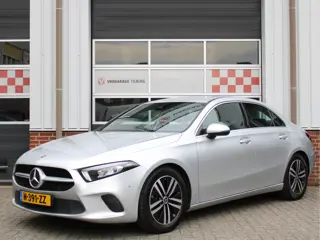 Mercedes-Benz A-Klasse 200 Automaat 163PK Business Solution Luxury /NAVI/ACC/PDC/Camera/Leder/Lane a