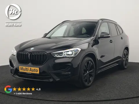 BMW X1 xDrive25e Sportline Plug In Hybrid 221pk Dealer O.H. PHEV | Sportstoelen Verwarmd | Camera | 