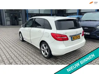 Mercedes-Benz B-klasse 180 Automaat 122pk Clima LED Navi PDC Historie