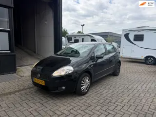 Fiat Grande Punto 1.4 Dynamic l INRUILKOOPJE l AIRCO l RADIO