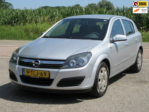 Opel Astra 1.4 Essentia
