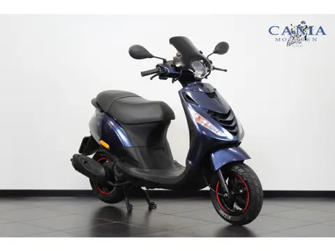 Piaggio Zip BROM (bj 2011)