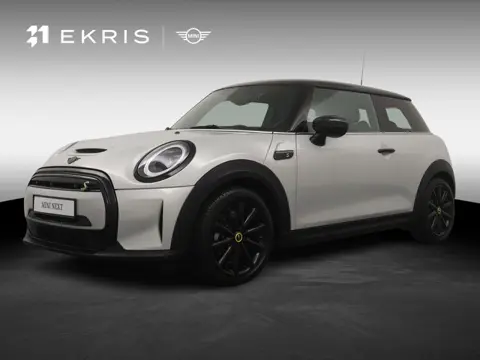 MINI Electric MINI Yours | Glazen Panoramadak | SOH 100% | Keyless Entry | Stoel- en stuurverwarming
