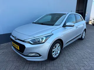 Hyundai I20 1.0 T-GDI Go! 2016 - Navigatie