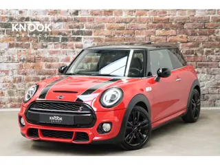 MINI Hatchback Cooper S Knightsbridge Edition Automaat 3 deurs / Panoramadak / Navigatiesysteem Plus