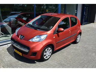Peugeot 107 1.0-12V XS AUTOMAAT // Airco, lage km-stand, 5-deurs