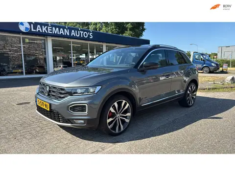 Volkswagen T-Roc 1.5 TSI Automaat Sport R-Line Pano Navi Carplay LED Digital Greyline Huurkoop Inrui