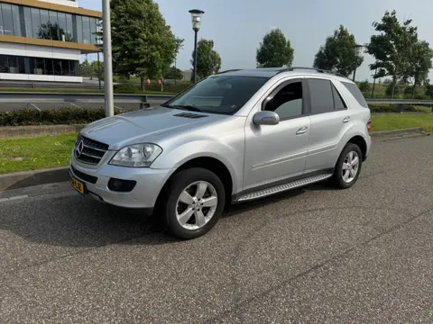 Mercedes-Benz M-klasse 420 CDI * DUITS KENTEKEN *