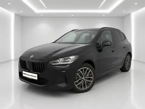 BMW 2 Serie Active Tourer 225e xDrive M-Sport | Panorama | Camera | Stoelverwarming