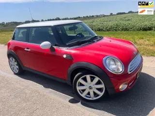 Mini 3-Deurs 1.6 Cooper Business Line