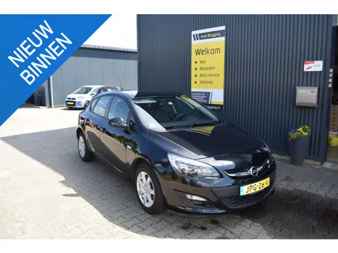 Opel Astra 1.4 Turbo Business+