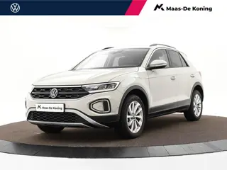 Volkswagen T-Roc 1.0 TSI 110pk Life · Camera · Apple/Android Car Play · Parkeer assistent · ACC · Cl