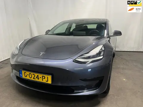 Tesla Model 3 Standard RWD Plus 60 kWh WOK SCHADEAUTO!