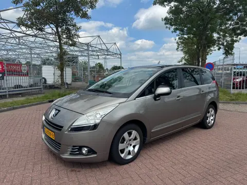 Peugeot 5008 1.6 HDiF Blue Lease 5p.