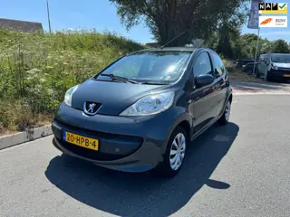 Peugeot 107 1.0-12V XS Airco