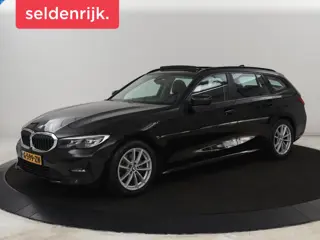 BMW 3-serie 320i Executive Edition | Panoramadak | Carplay |  Navigatie | Live Cockpit | Full LED | 
