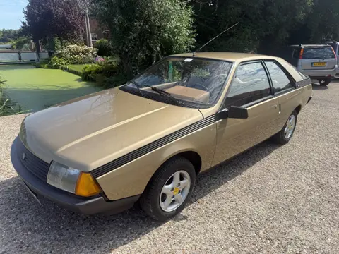 Renault Fuego TL UNIEK uit een privé collectie en heel netjes, auto is rijdend