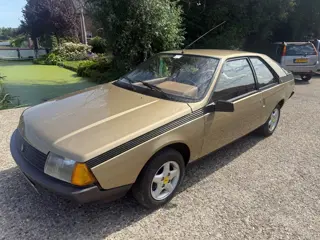 Renault Fuego TL UNIEK uit een privé collectie en heel netjes, auto is rijdend