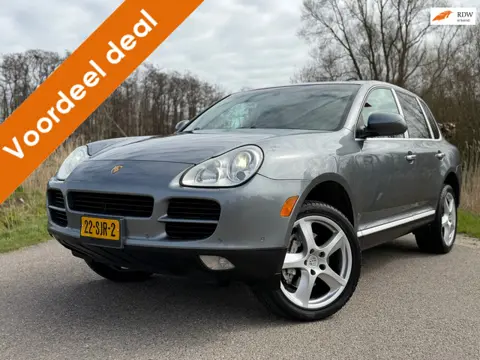 Porsche Cayenne 4.5 S Automaat / Schuif-/Kanteldak / Luchtvering / Leder / 20" Velgen / Navi / Clima