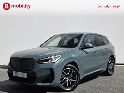 BMW iX1 eDrive20 67 kWh M-Sport SOH 99% Driving Assist. Plus | Sportstoelen | Park Assist | Leer | A
