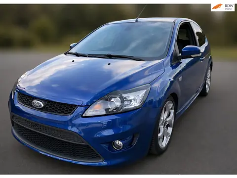 Ford Focus 2.5 ST Xenon Clima Stoelv. 18"