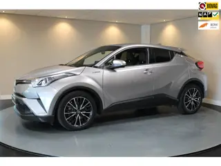 Toyota C-HR 1.8 Hybrid Executive *37.000Km!* Dealer OH|Stoelverw.|Camera|Cruise|Navi|DAB|NAP