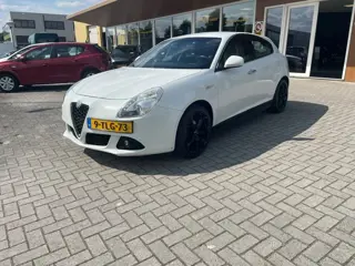 Alfa Romeo Giulietta 1.4 T Distinctive (bj 2010)