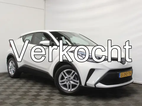 Toyota C-HR 1.8 Hybrid Active CLIMATE | CAMERA | LED | CARPLAY | LMV17 | ADAPCRUISE | DAB
