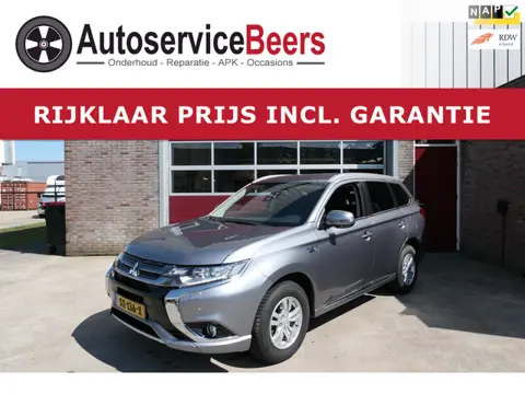 Mitsubishi Outlander 2.0 PHEV Pure, Camera, Trekhaak, Halfleder, Climate , Cruise, Rijklaarprijs inc