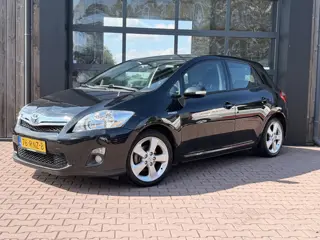 Toyota Auris 1.8 Full Hybrid Dynamic | Navi | Keyless | Cruise | Camera | PDC |
